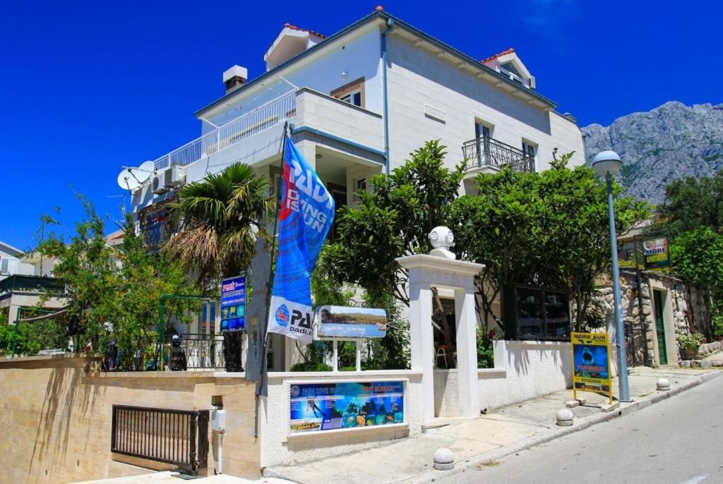 Apartments By The Sea Makarska - 15200 Ngoại thất bức ảnh