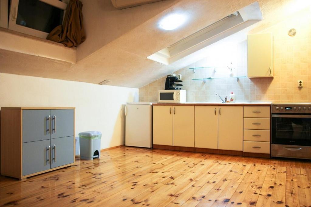 Apartments By The Sea Makarska - 15200 Ngoại thất bức ảnh
