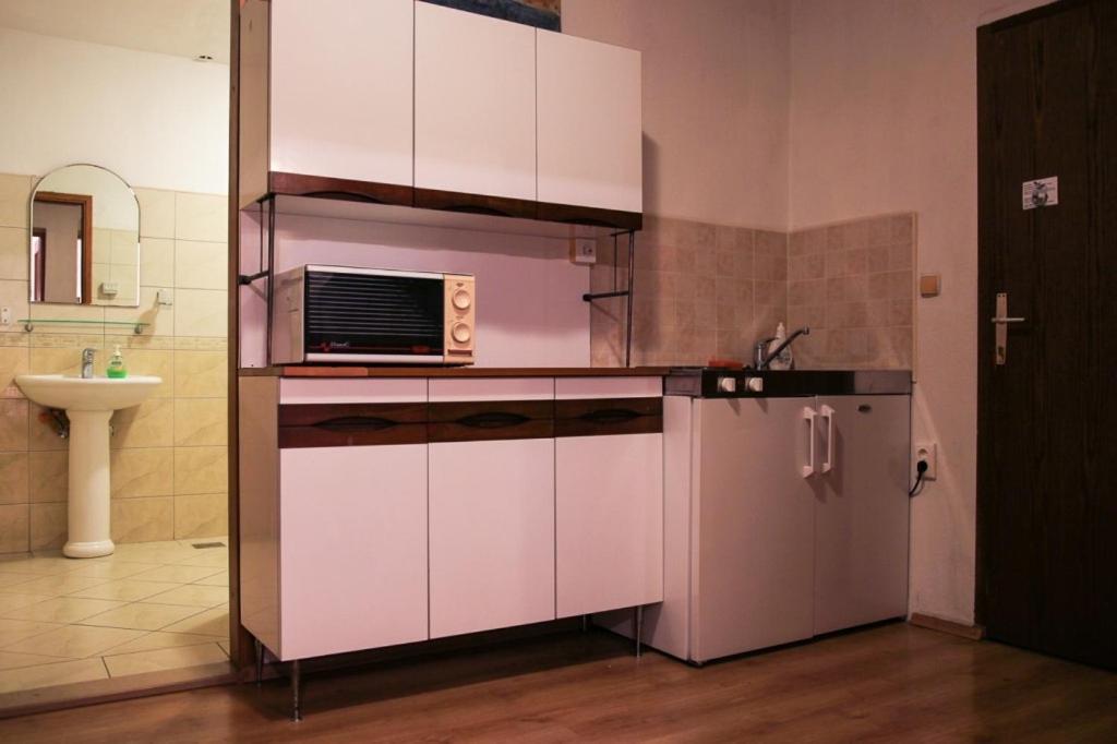 Apartments By The Sea Makarska - 15200 Ngoại thất bức ảnh