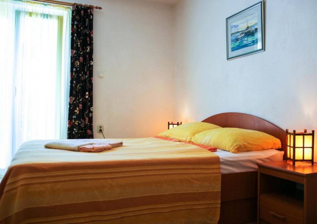 Apartments By The Sea Makarska - 15200 Ngoại thất bức ảnh