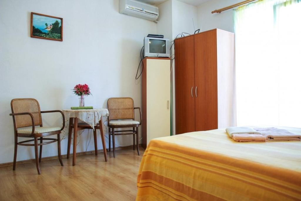 Apartments By The Sea Makarska - 15200 Ngoại thất bức ảnh